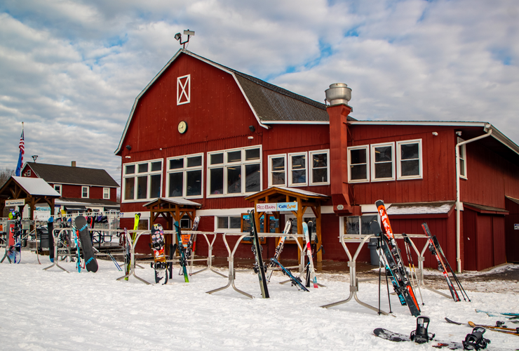 mount southing Aerial view of Quassy Amusement park